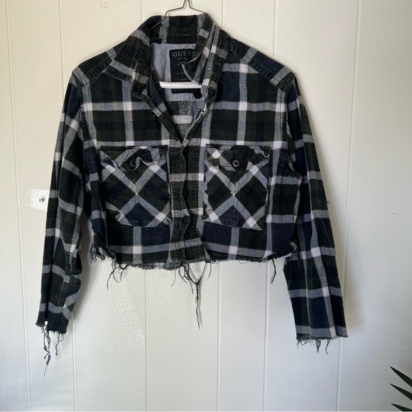GUESS Women's Black and White Plaid Cropped Jacket - Picture 1 of 4